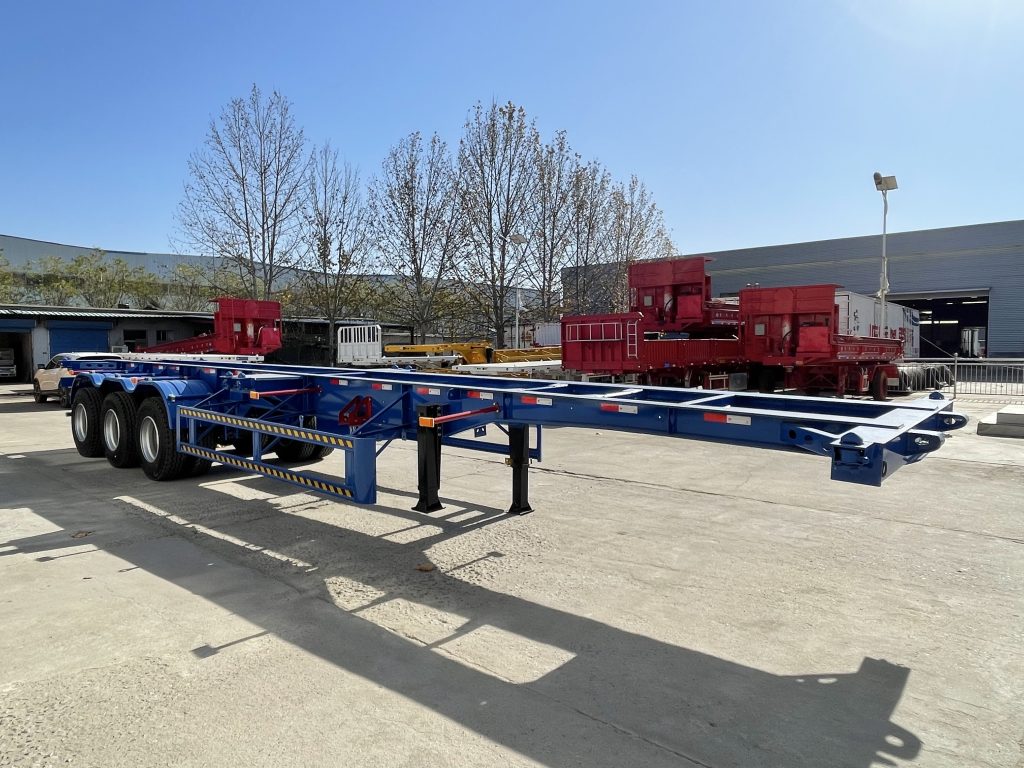 3 Axles 40FT Skeleton Container Chassis Semi Trailer插图