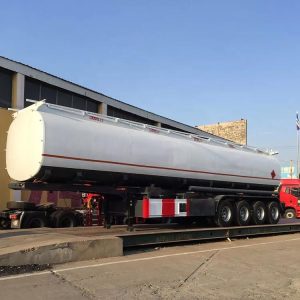 4-Axles-Petrol-Oil-Tanker-Trailer-for-Sale (1)