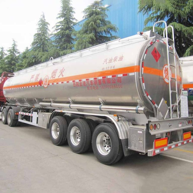 Fuel Tanker Semi Trailer (2)