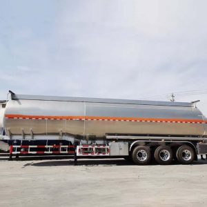 Fuel Tanker Semi Trailer (4)