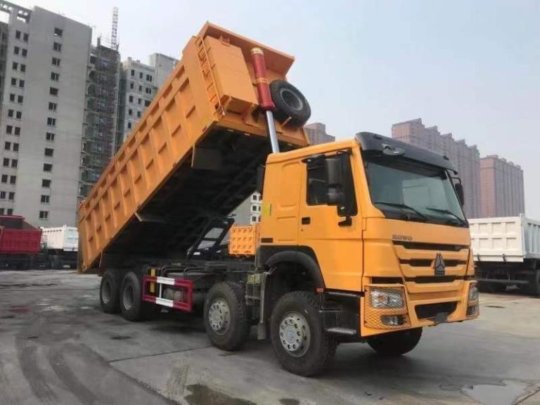 Sinotruk HOWO 30T-40T 8X4 Dump Tipping Truck (2)