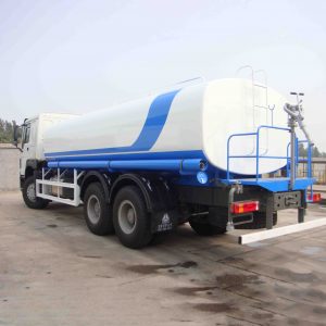 Sinotruk Howo 6x4 Water Tank Truck (8)