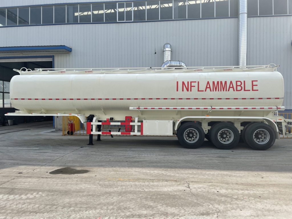 45000 Liters Carbon Steel Tanker Trailer Ready Ship To Angola插图3