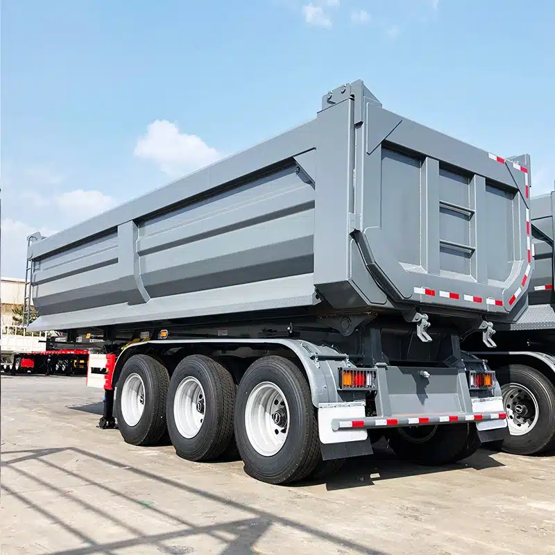 “Experience Unmatched Efficiency and Durability with Luckin’s Hot-Selling 4-Axis Rear End Hydraulic Cylinder Dump Truck Semi Trailer”插图1