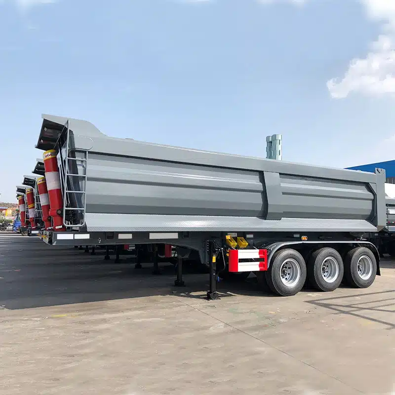 “Experience Unmatched Efficiency and Durability with Luckin’s Hot-Selling 4-Axis Rear End Hydraulic Cylinder Dump Truck Semi Trailer”插图