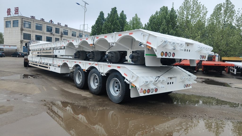 The First Batch Of Lowbed Trailer Orders In May Have Arrived At The Port插图