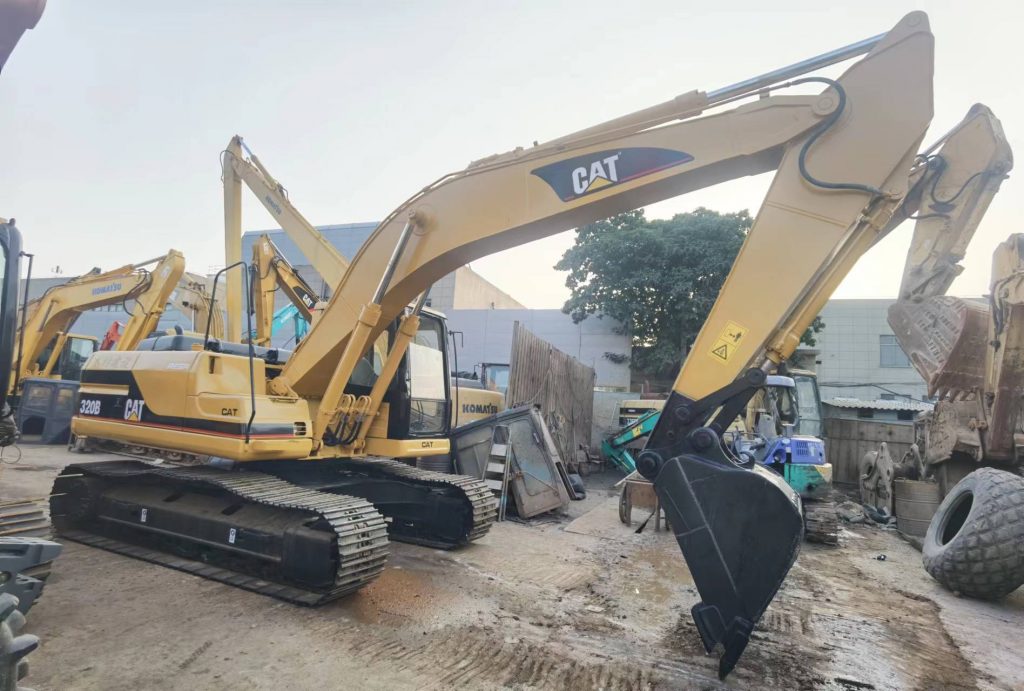 Caterpiller 320 Heavy Duty Excavator插图3