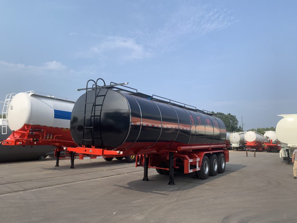 LUCKIN 3 Axle 30CBM Bitumen Tanker Trailer插图2