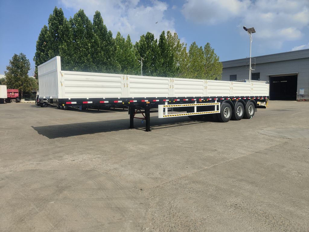 LUCKIN 3 Axle Sidewall Semi Trailer with 800mm Sidewall插图