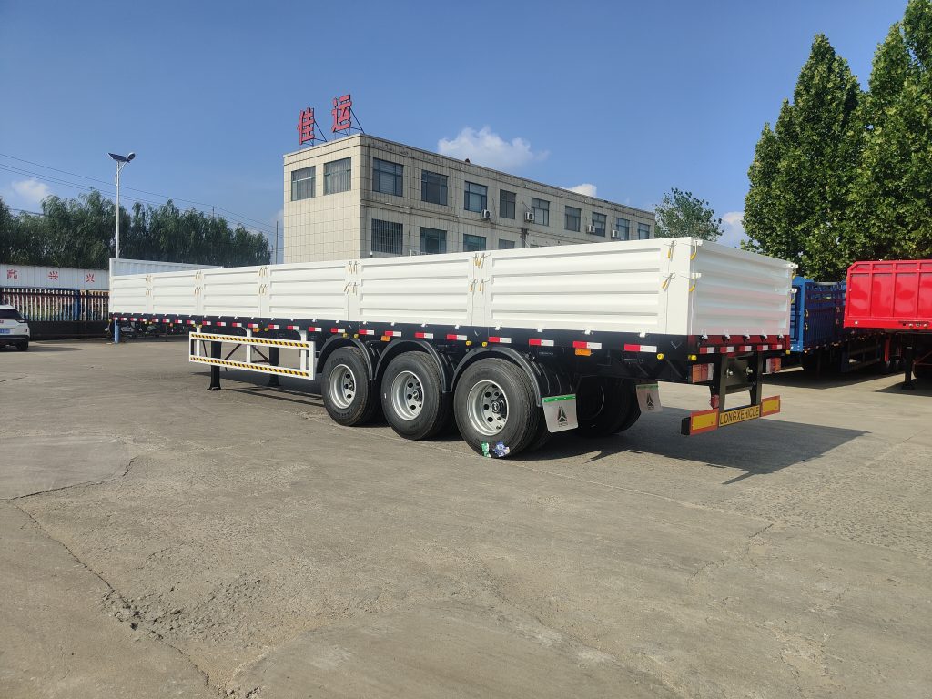 Best Price LUCKIN 3 Axle Side Wall Cargo Semi Trialer插图3