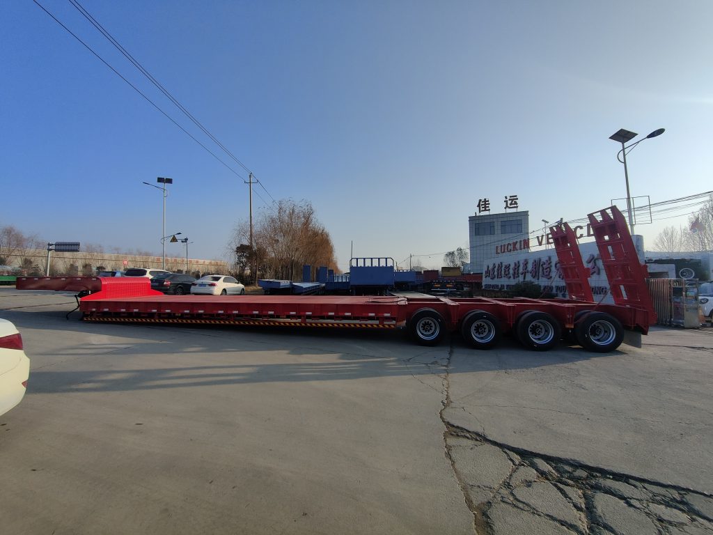 Heavy Duty Excavator Low Bed Trailer will be sent to Senegal插图